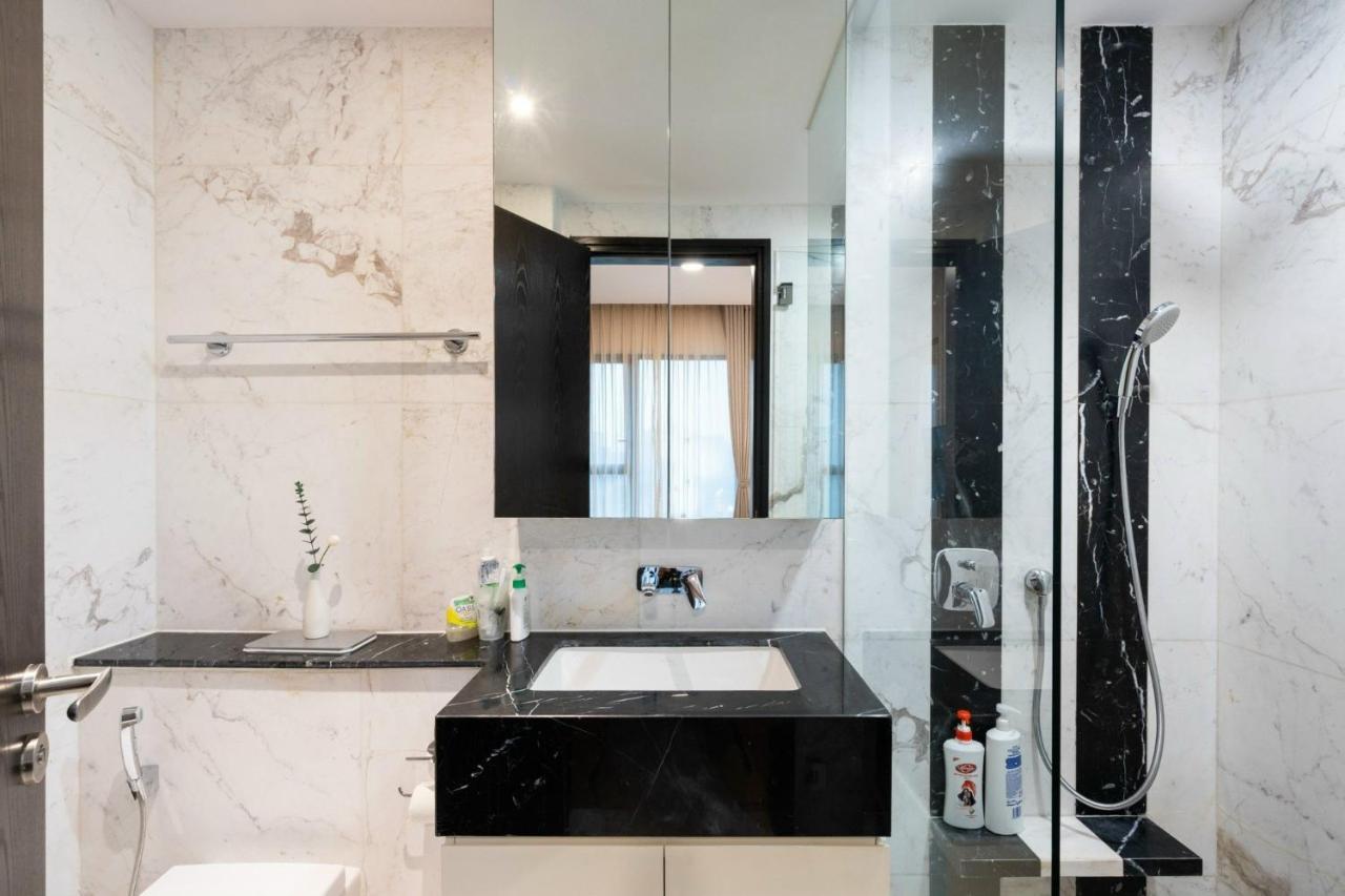 Luxury D1Mension In District 1 Freepoolsaunagym 胡志明市 外观 照片